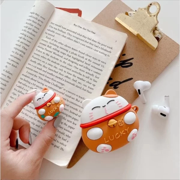 Case AirPods Mèo Lucky Vàng